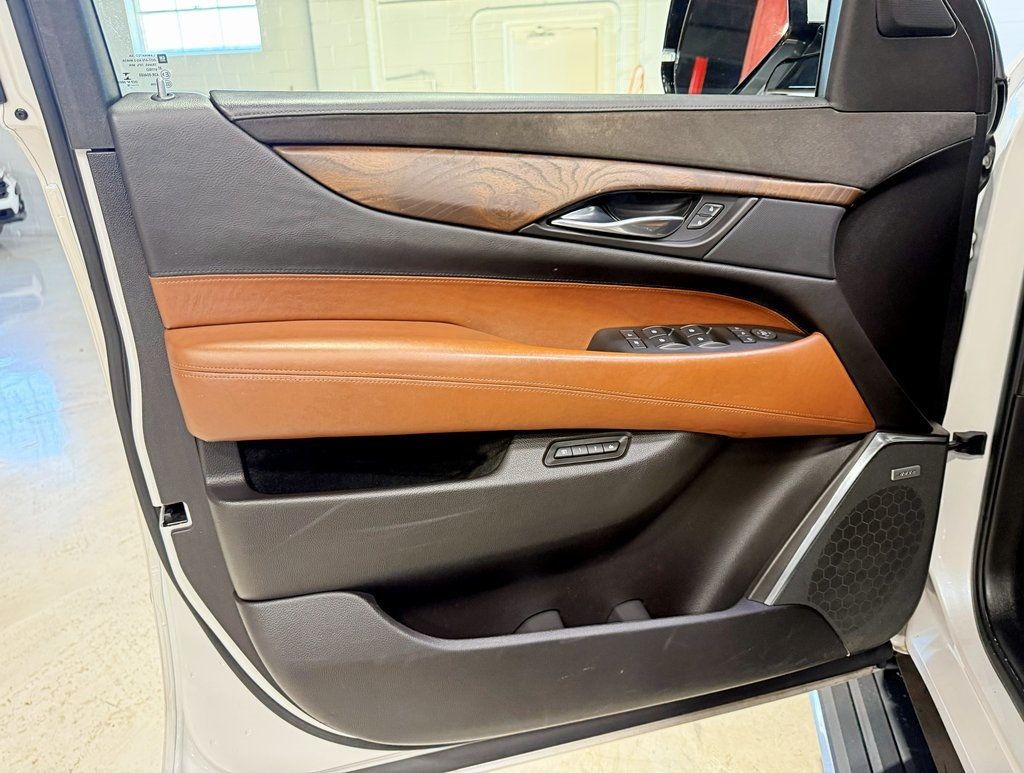 2016 Cadillac Escalade ESV 4WD 4dr Premium Collection - 22960869 - 31