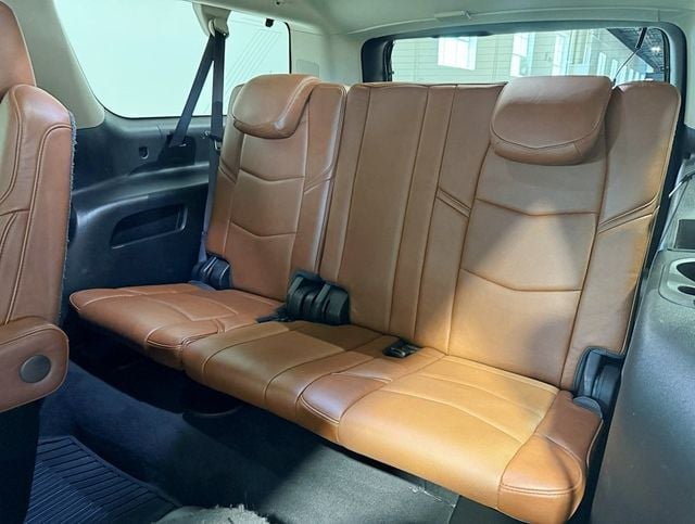 2016 Cadillac Escalade ESV 4WD 4dr Premium Collection - 22960869 - 37