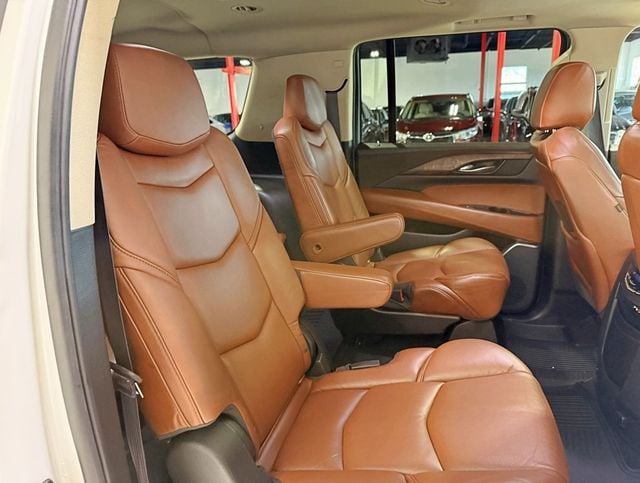 2016 Cadillac Escalade ESV 4WD 4dr Premium Collection - 22960869 - 45