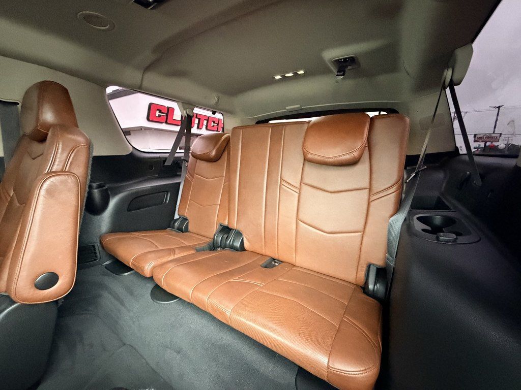 2016 Cadillac Escalade ESV 4WD 4dr Premium Collection - 23067698 - 19