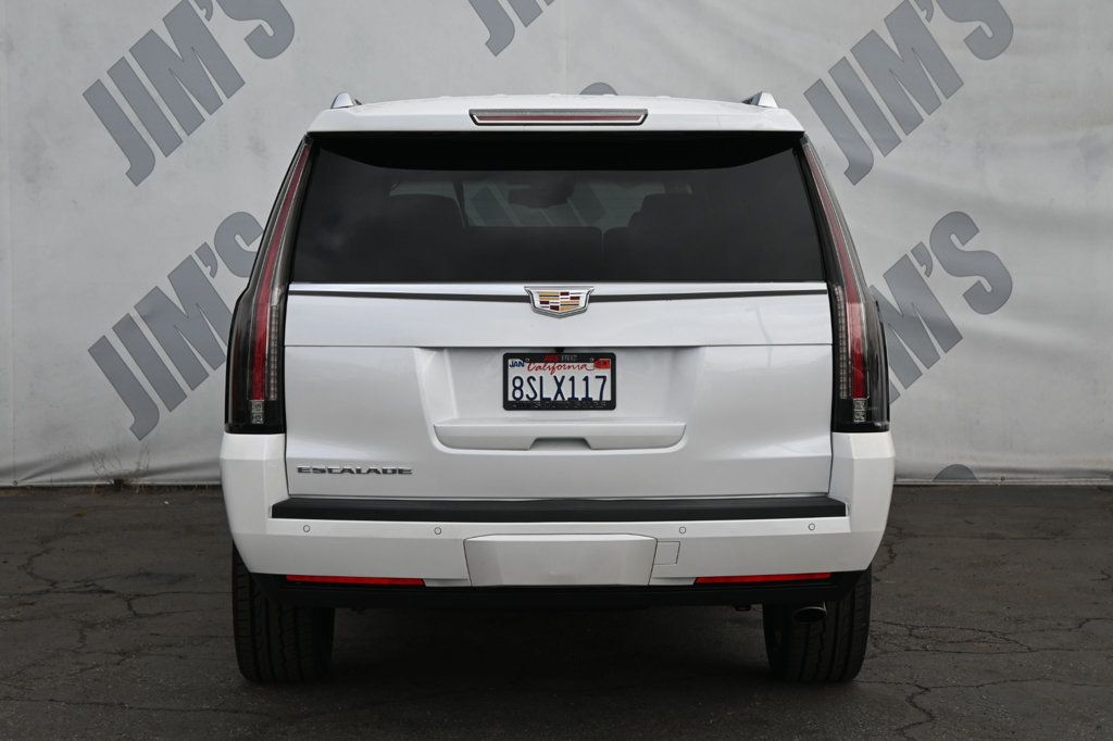 2016 Cadillac Escalade ESV Premium photo 2