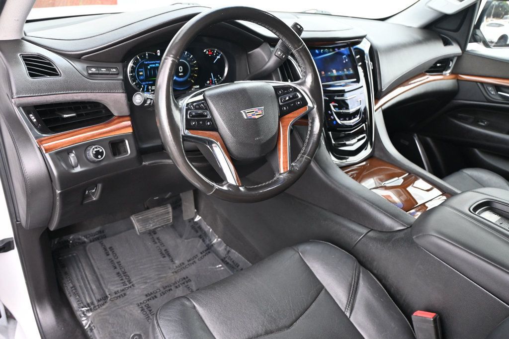 2016 Cadillac Escalade ESV Premium photo 4