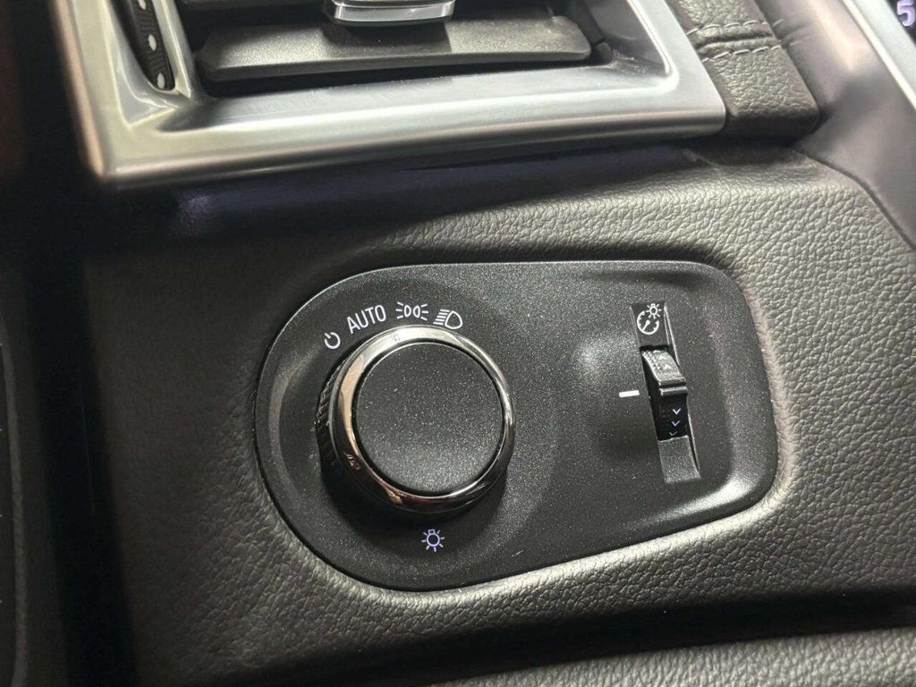 2016 Cadillac SRX AWD 4dr Luxury Collection - 23001752 - 36