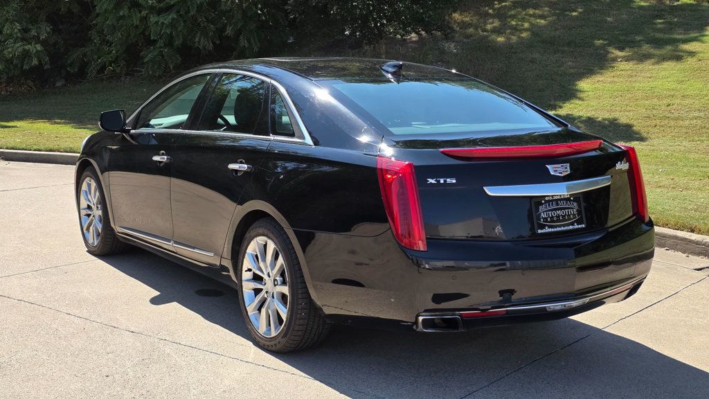 2016 Cadillac XTS 2016 Cadillac XTS Luxury - 1 Owner - Tennessee Vehicle - 23075030 - 16