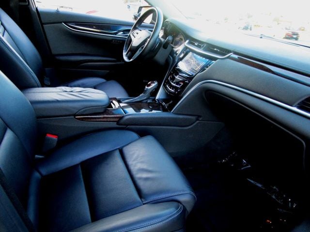 2016 Cadillac XTS 4dr Sedan Luxury Collection AWD - 22204347 - 11