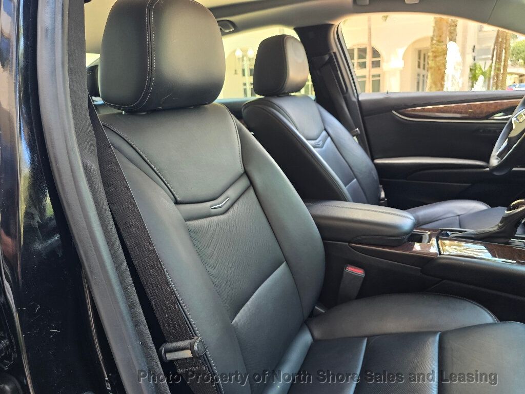2016 Cadillac XTS 4dr Sedan Luxury Collection FWD - 23037790 - 17