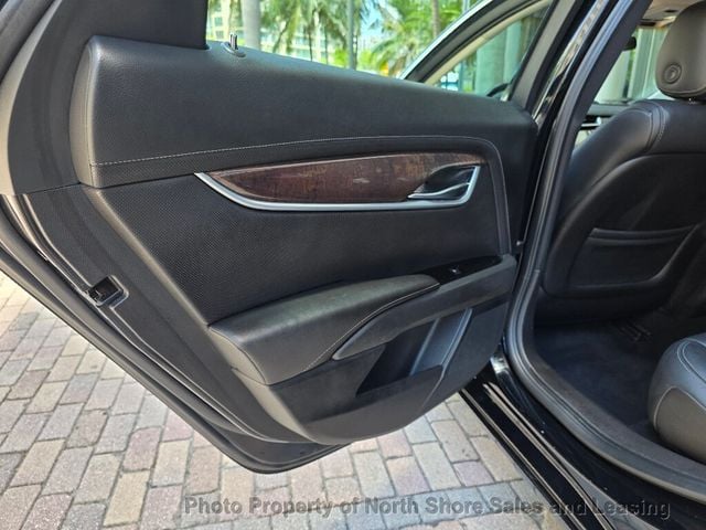 2016 Cadillac XTS 4dr Sedan Luxury Collection FWD - 23037790 - 43