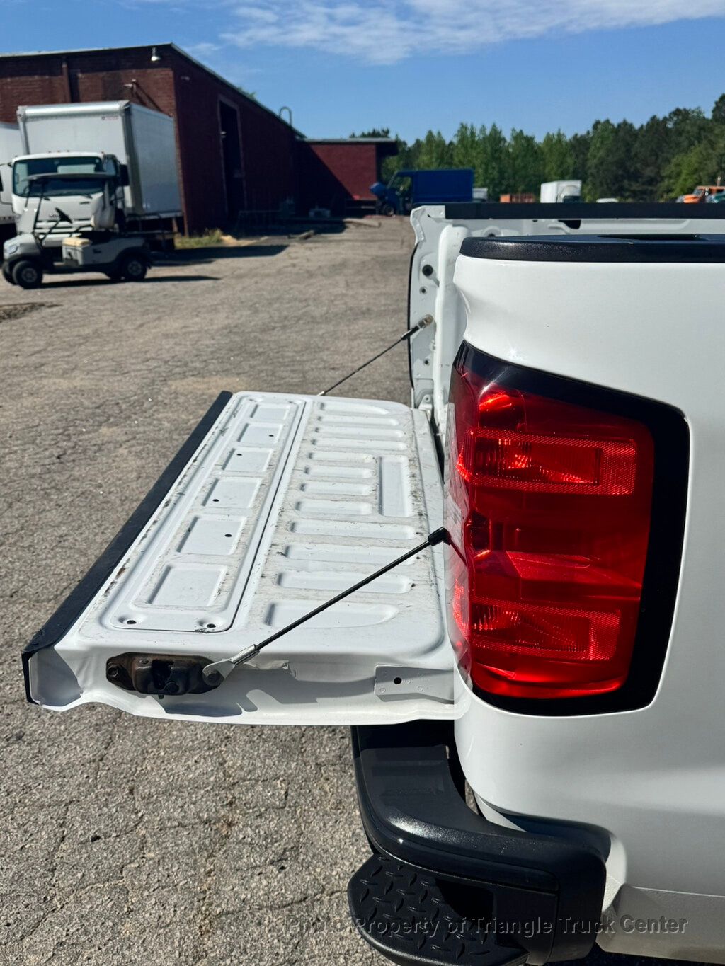2016 Chevrolet 1500HD PICK UP JUST 20k MILES! SUPER NICE UNIT! POWER EQUIPMENT! FINANCE OR LEASE! - 23016283 - 9