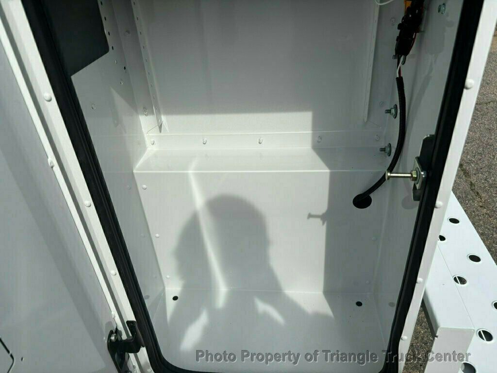 2016 Chevrolet 2500HD HEAVY SPEC CREW UTILITY JUST 38k MILES! +SUPER CLEAN UNIT! WOW LOOK INSIDE BOXES! - 22989176 - 17