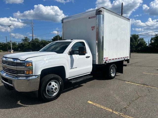 2016 Chevrolet 3500 HD 12 FOOT BOX TRUCK WITH ONLY 26,000 ORIGINAL MILES FINE EXAMPLE - 22512220 - 8