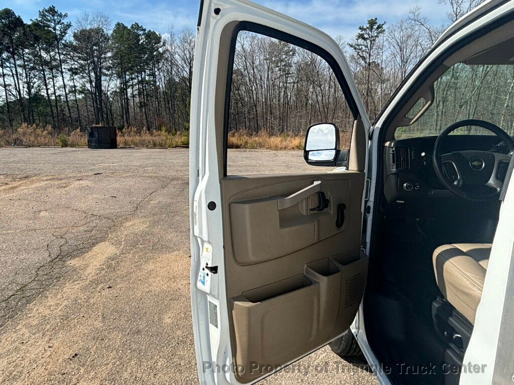2016 Chevrolet 3500HD SRW CUBE VAN UTILITY JUST 7k MILES! +SUPER CLEAN UNIT! FINANCE OR LEASE! - 22989183 - 19