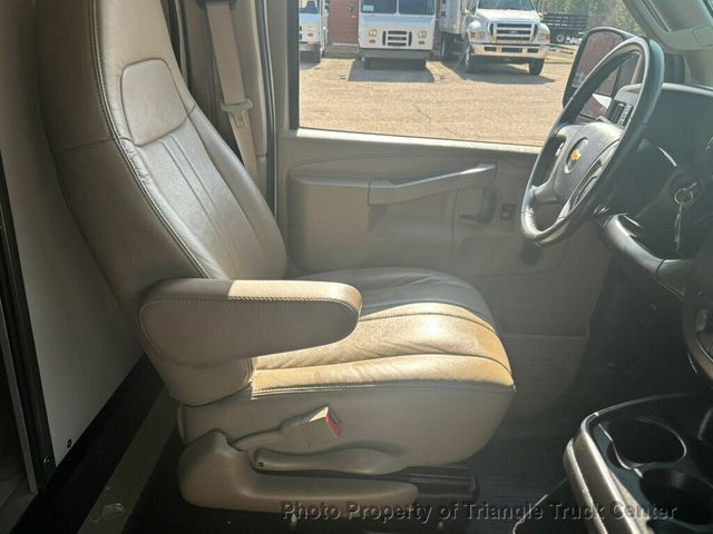 2016 Chevrolet 3500HD SRW CUBE VAN UTILITY JUST 7k MILES! +SUPER CLEAN UNIT! FINANCE OR LEASE! - 22989183 - 42