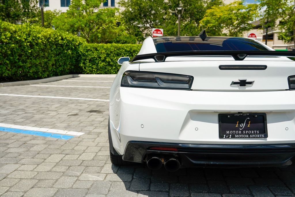 2016 Chevrolet Camaro  - 23037533 - 24