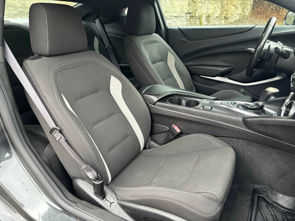 2016 Chevrolet Camaro  - 22970309 - 11