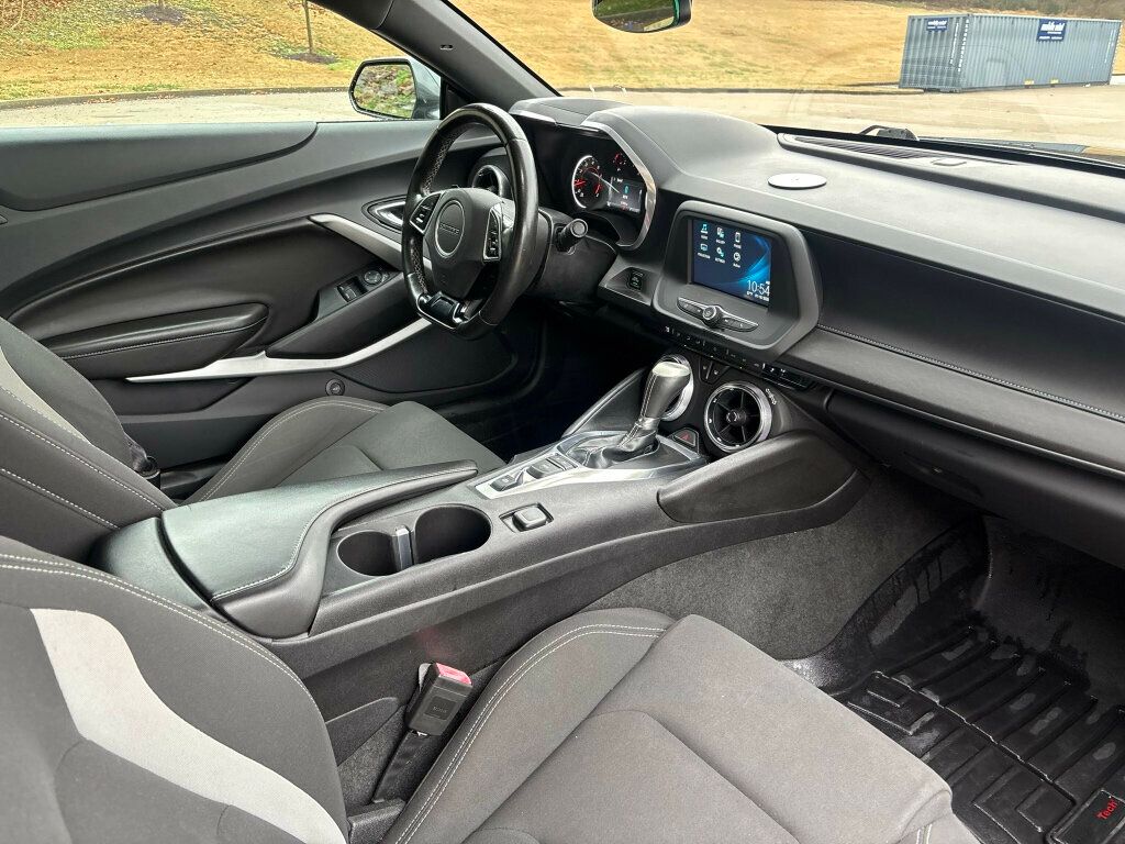 2016 Chevrolet Camaro  - 22970309 - 12