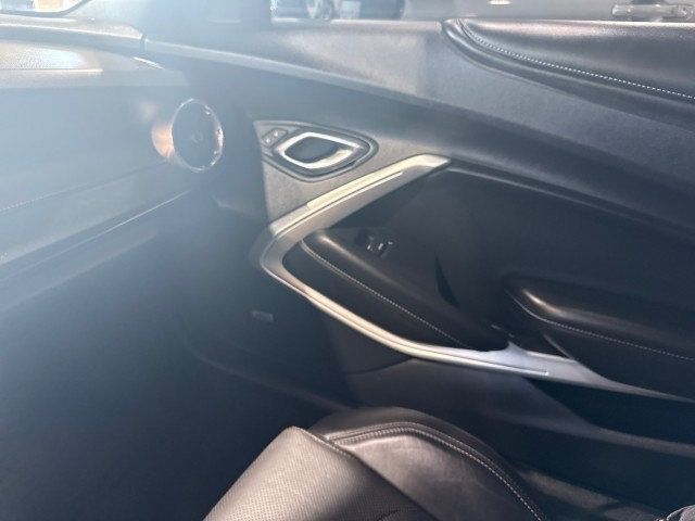 2016 Chevrolet Camaro 2dr Convertible 2SS - 22939793 - 27