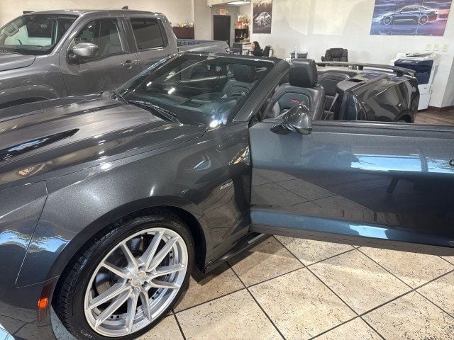 2016 Chevrolet Camaro 2dr Convertible 2SS - 22939793 - 30