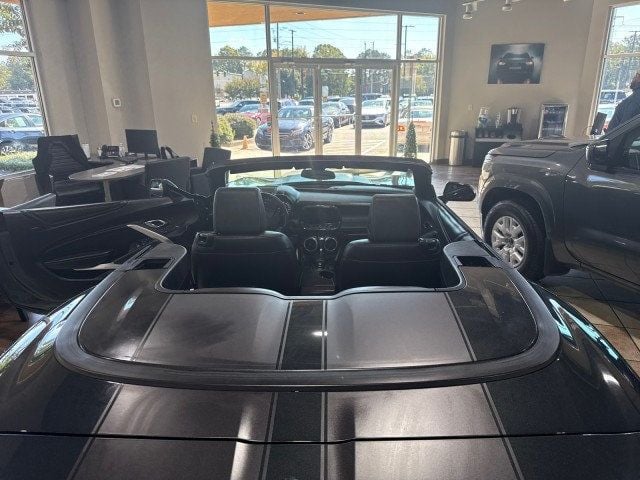 2016 Chevrolet Camaro 2dr Convertible 2SS - 22939793 - 32