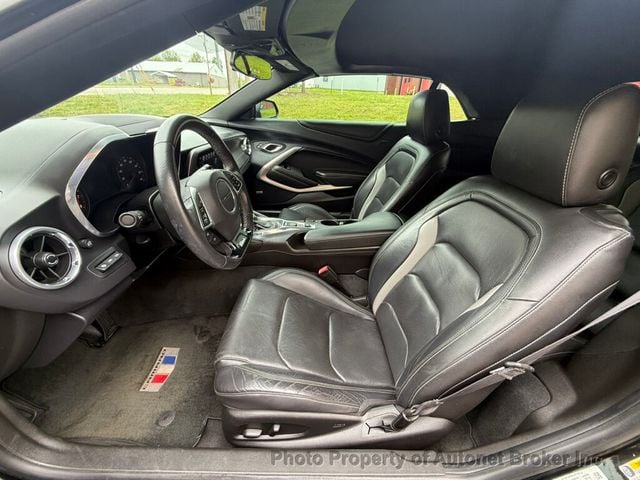 2016 Chevrolet Camaro 2dr Convertible LT w/2LT - 23019592 - 11