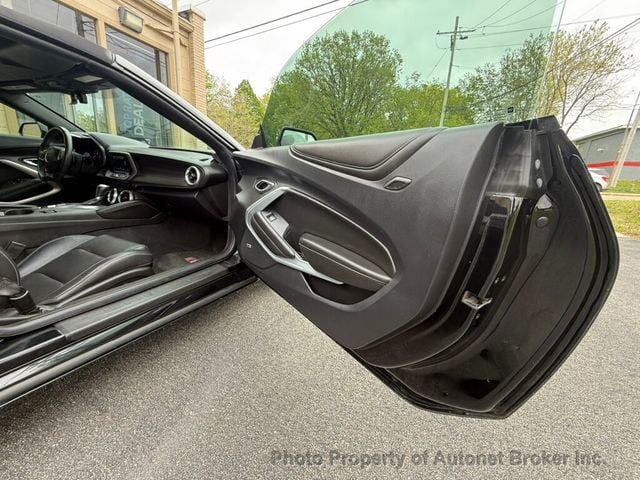 2016 Chevrolet Camaro 2dr Convertible LT w/2LT - 23019592 - 26