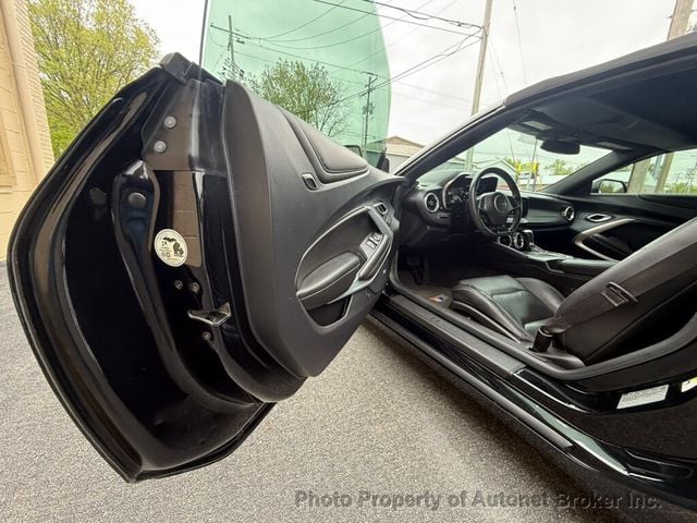 2016 Chevrolet Camaro 2dr Convertible LT w/2LT - 23019592 - 27