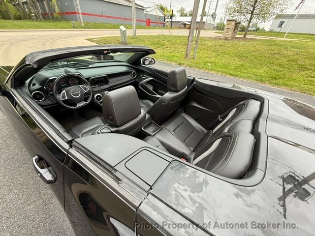 2016 Chevrolet Camaro 2dr Convertible LT w/2LT - 23019592 - 30