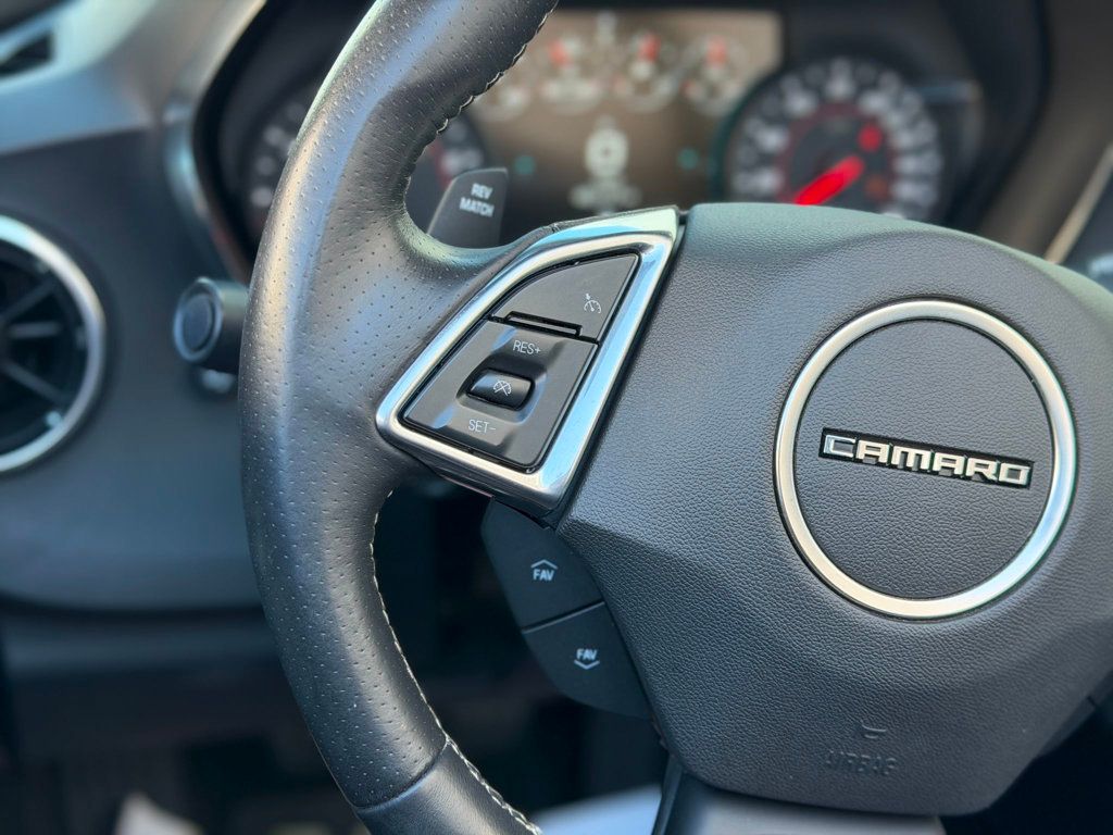 2016 Chevrolet Camaro 2dr Convertible SS w/1SS - 23008186 - 12