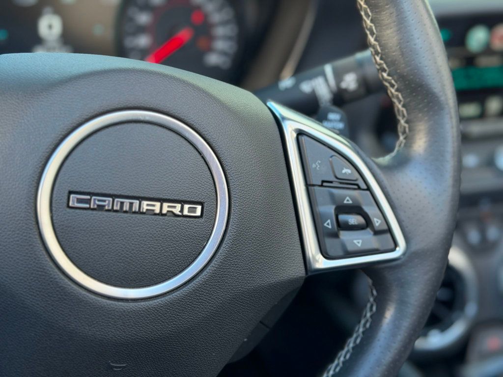 2016 Chevrolet Camaro 2dr Convertible SS w/1SS - 23008186 - 13