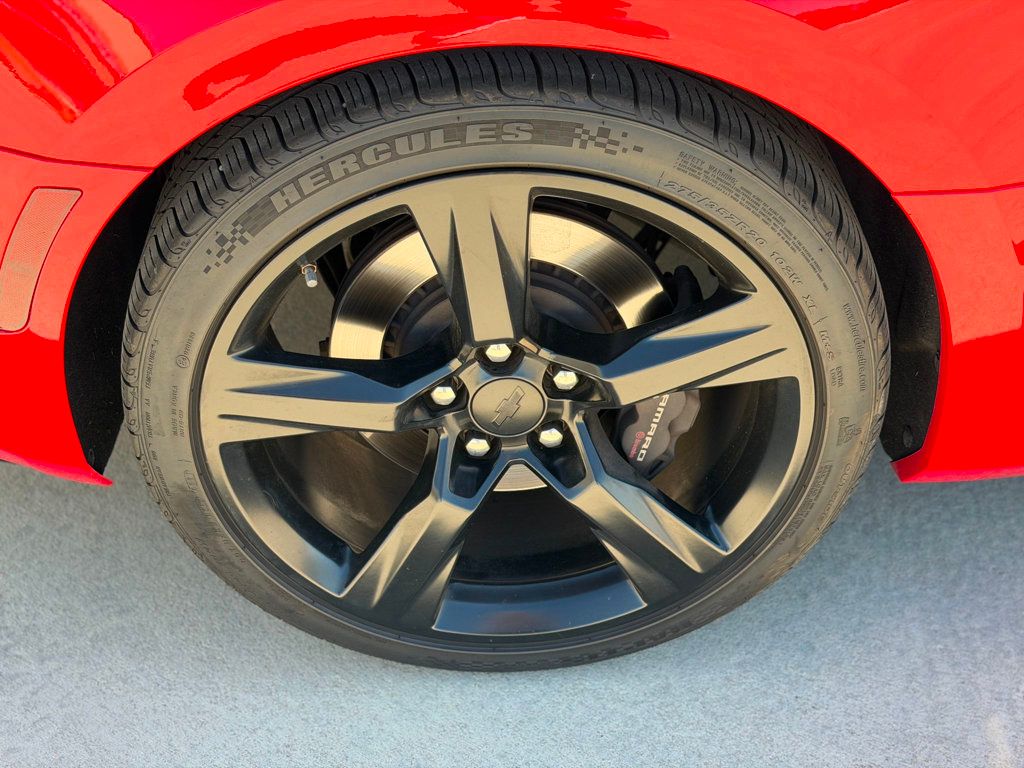 2016 Chevrolet Camaro 2dr Convertible SS w/1SS - 23008186 - 35