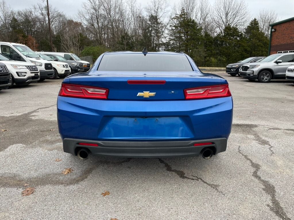 2016 Chevrolet Camaro 2dr Coupe 1LT - 22713452 - 7