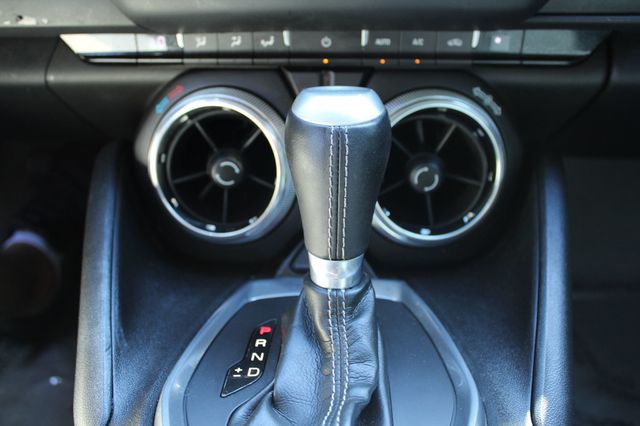 2016 Chevrolet Camaro 2dr Coupe 1LT - 23076064 - 19