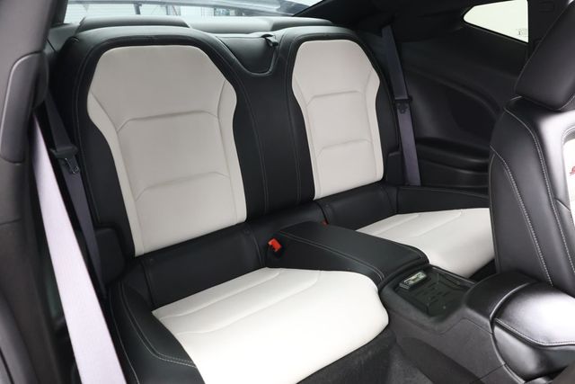 2016 Chevrolet Camaro 2dr Coupe 2SS with Magnetic Ride Control & Power Sunroof - 22938596 - 19