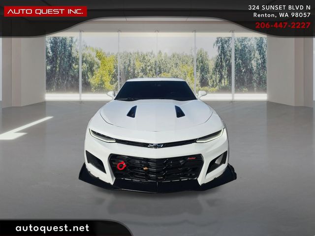 2016 Chevrolet Camaro 2dr Coupe SS w/2SS - 23082938 - 1