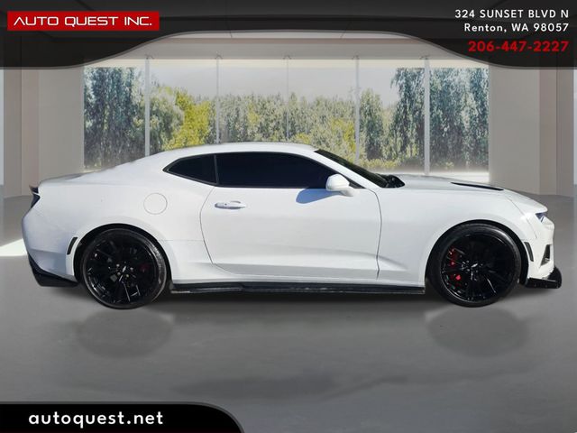 2016 Chevrolet Camaro 2dr Coupe SS w/2SS - 23082938 - 3