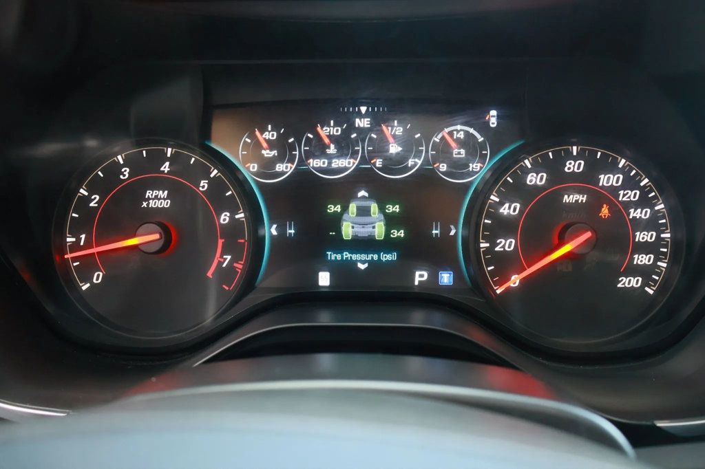 2016 Chevrolet Camaro 2SS Coupe photo 23