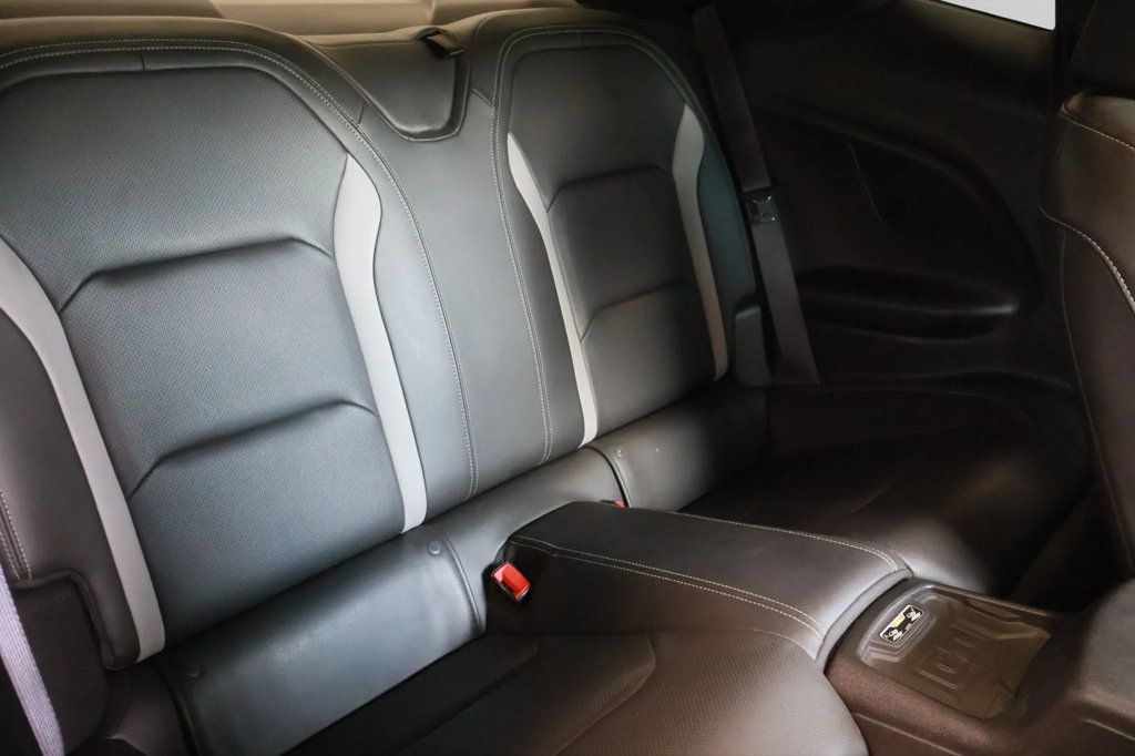 2016 Chevrolet Camaro 2SS Coupe photo 31