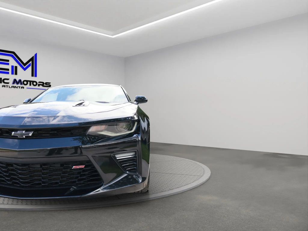 2016 Chevrolet Camaro 2SS Coupe photo 6