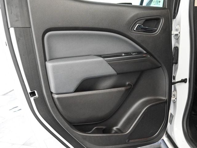 2016 Chevrolet Colorado Z71 - 23004773 - 10