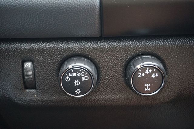 2016 Chevrolet Colorado Z7, 4X4, PREMIUM WHEELS, RUNNING BOARDS, TOWING PACKAGE - 23006511 - 23