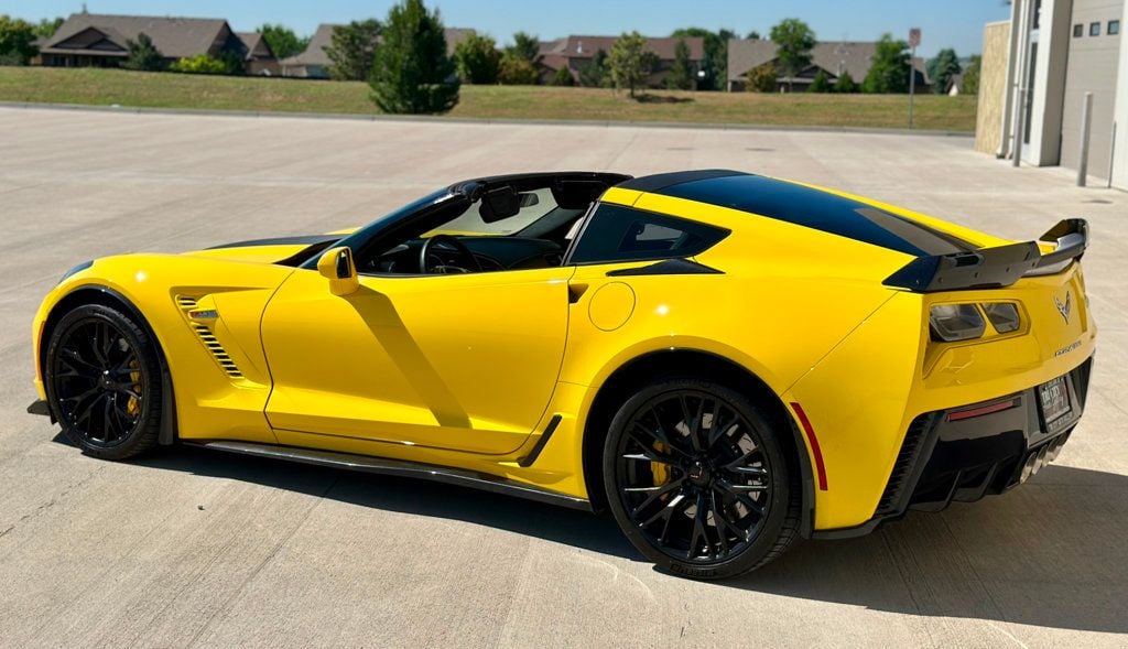 2016 Chevrolet Corvette Z06 3LZ Coupe photo 13