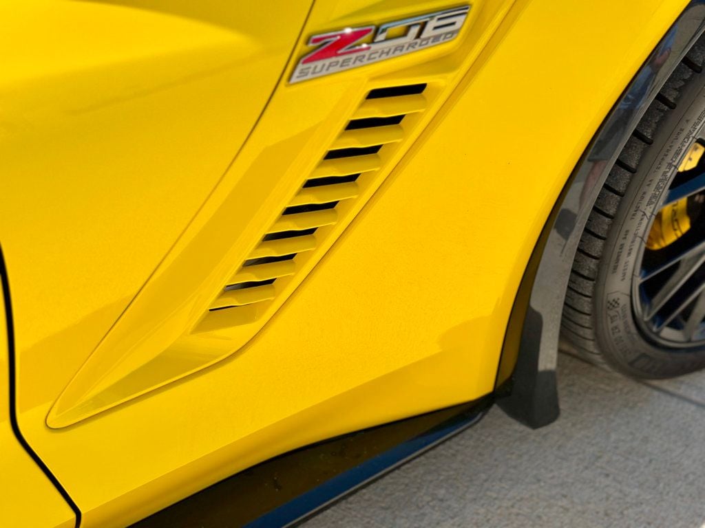 2016 Chevrolet Corvette Z06 3LZ Coupe photo 18