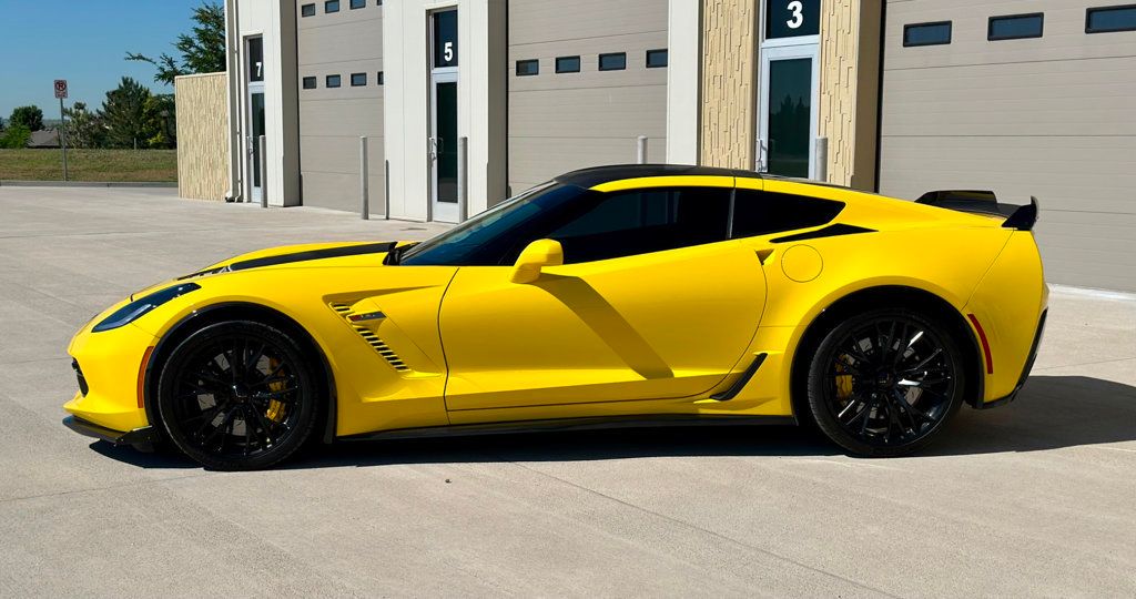 2016 Chevrolet Corvette Z06 3LZ Coupe photo 2