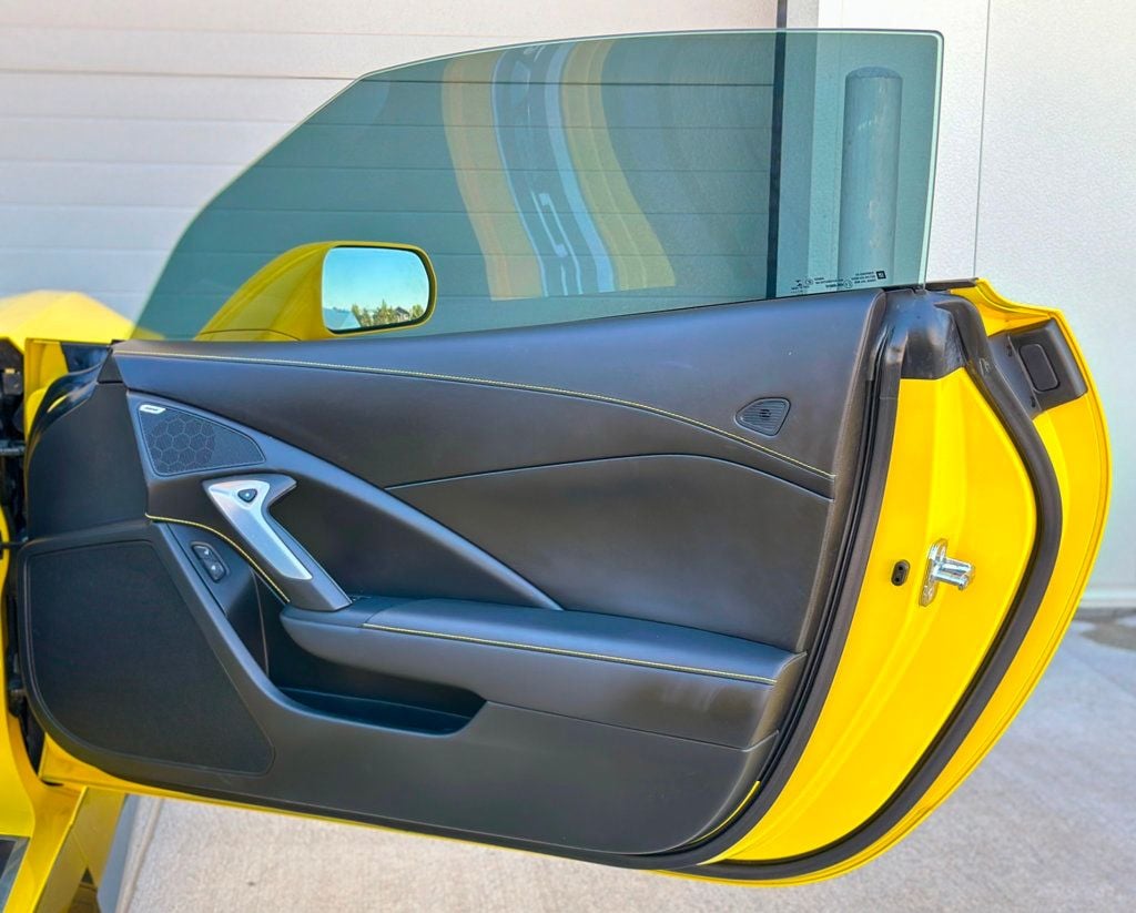 2016 Chevrolet Corvette Z06 3LZ Coupe photo 26
