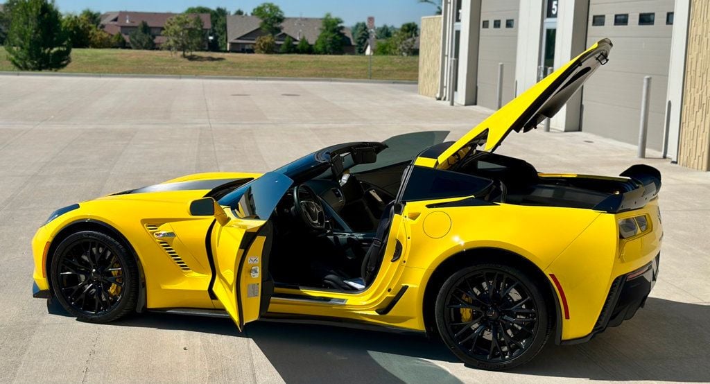 2016 Chevrolet Corvette Z06 3LZ Coupe photo 9