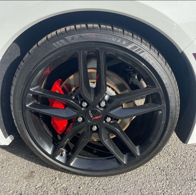 2016 Chevrolet Corvette 2dr Stingray Convertible w/2LT - 22950707 - 4