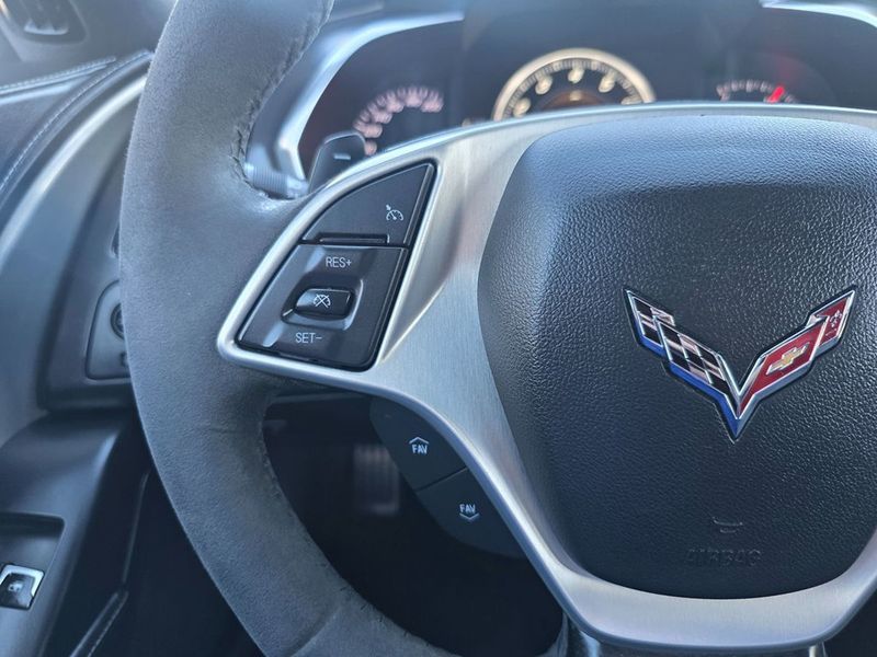 2016 Chevrolet Corvette 2dr Stingray Z51 Coupe w/3LT - 22970322 - 16