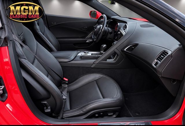 2016 Chevrolet Corvette 2dr Stingray Z51 Coupe w/3LT - 23099498 - 4
