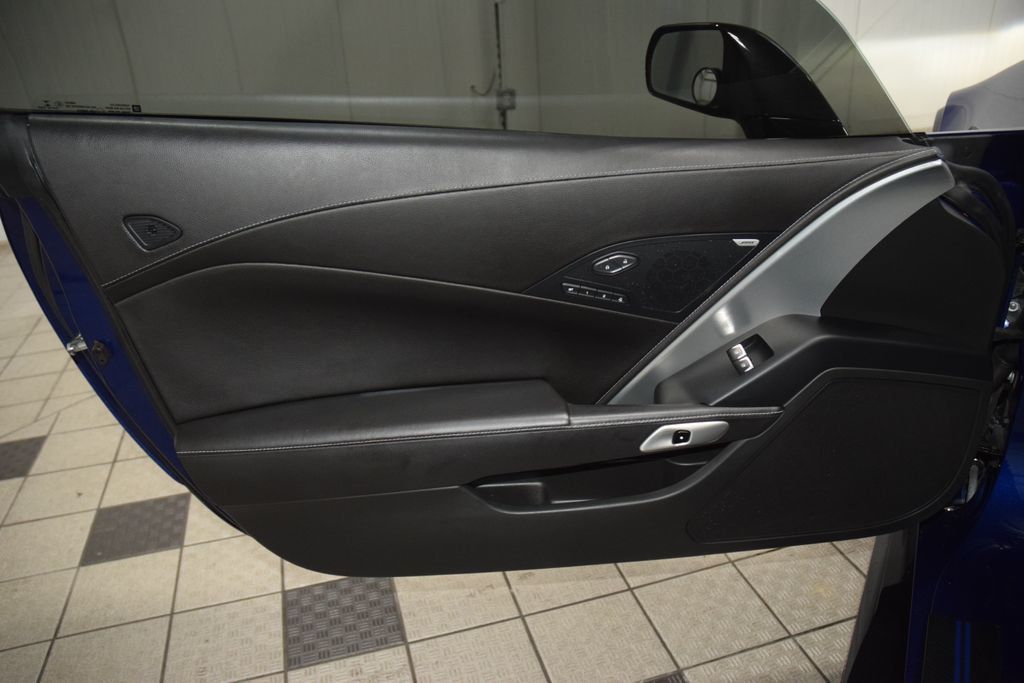2016 Chevrolet Corvette 2dr Z06 Convertible w/2LZ - 23061773 - 52