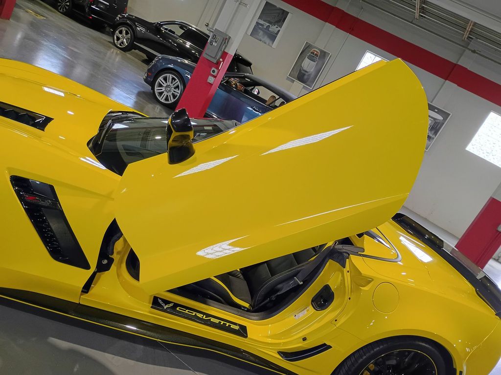 2016 Chevrolet Corvette 2dr Z06 Convertible w/2LZ Clean Autocheck - 23097096 - 14