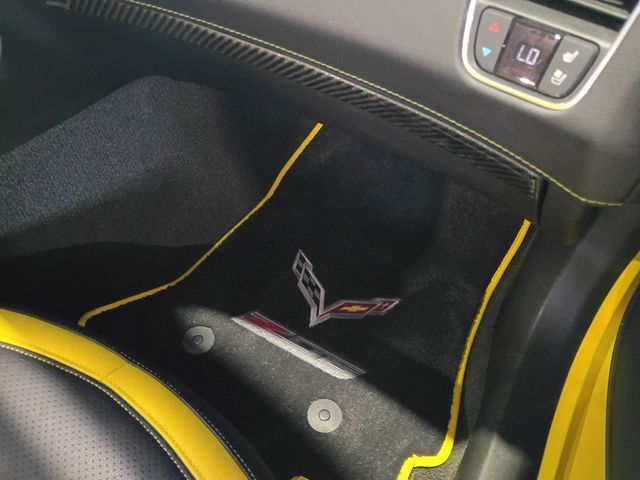 2016 Chevrolet Corvette 2dr Z06 Convertible w/2LZ Clean Autocheck - 23097096 - 38